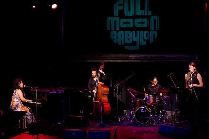AIAMA Quartet en el Full Moon Babylon en Grounds Podium de Rotterdam, Países Bajos 2015